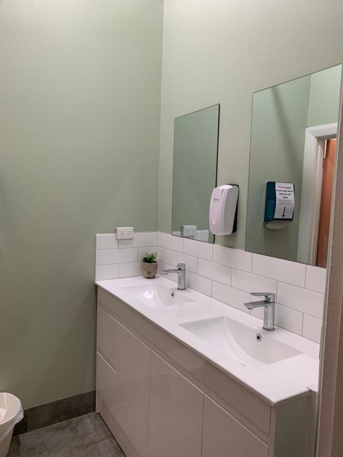 Carrichostel Мелбърн Екстериор снимка