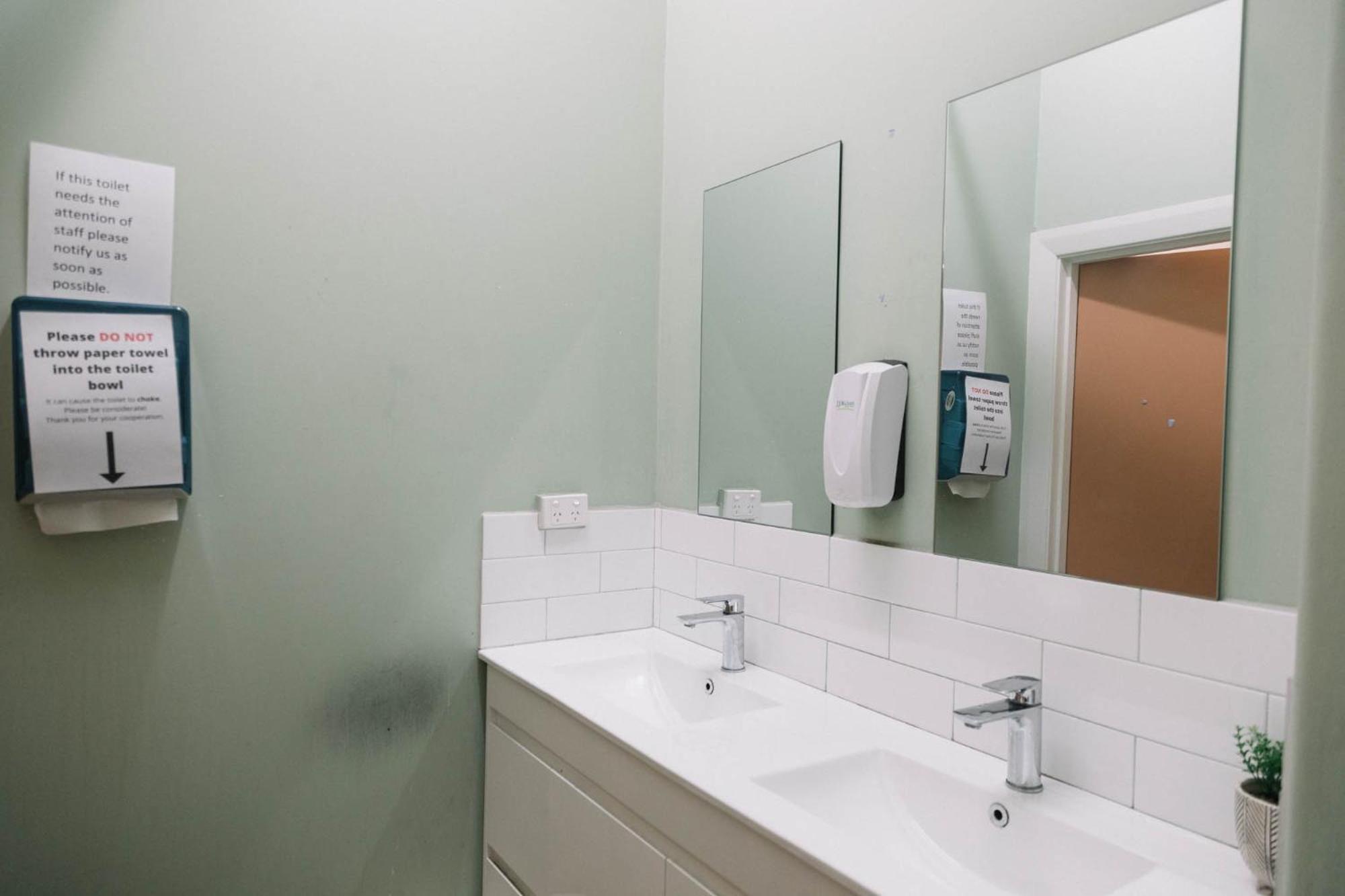 Carrichostel Мелбърн Екстериор снимка